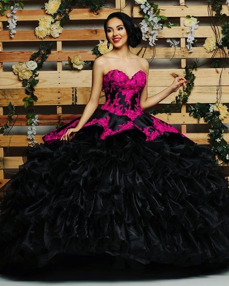 2020 Luxury Black Ljubica Quinceanera Obleke Žogo Obleke Appliques Sweet 16 Obleke vestido de 15 anos vestido par 15 años