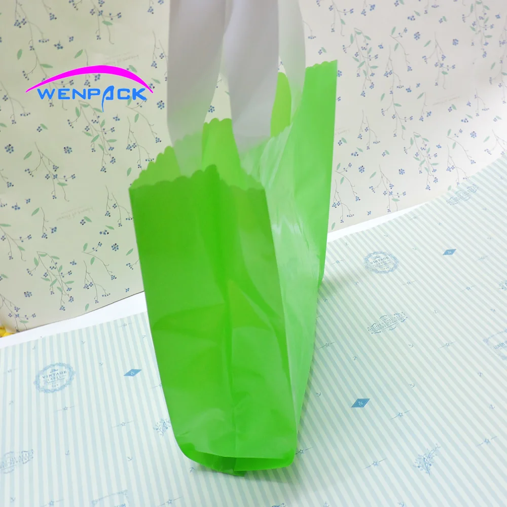 Po meri natisnjeni logotip darilo plastično vrečko/prilagojen ročaj nakupovalno vrečko in embalaža vrečko