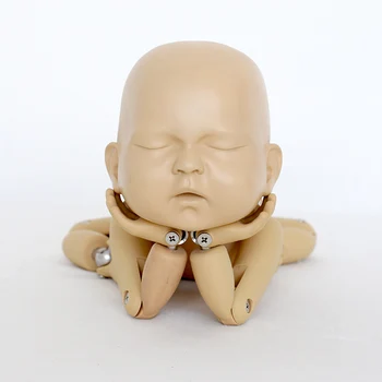 Novorojenček Foto Usposabljanja, Ki Predstavljajo Lutka Simulacije Simulacija Kovinsko Žogo Skupni Model Novorojenčka Fotografija Rekviziti