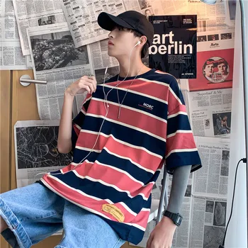 Kratek Hip Hop modno črtasto moški T-shirt visoke kakovosti smešno priložnostne obleko O-vratu Hong Kong slog Harajuku Puloverju ulične